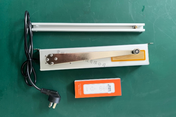 滑臂式電動開窗器在智能家居上的應用廣泛
