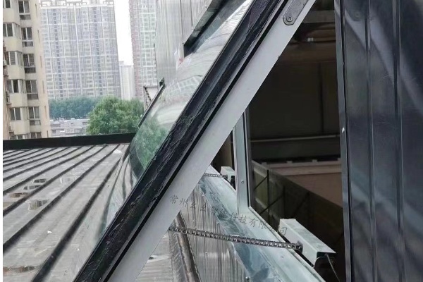 電動通風排煙窗的優點有哪些?電動排煙天窗的維護